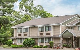 Quality Inn Hyde Park - Poughkeepsie North